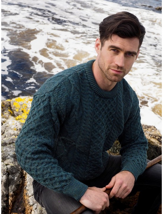 Aran Crew Neck Sweater in Forest Green