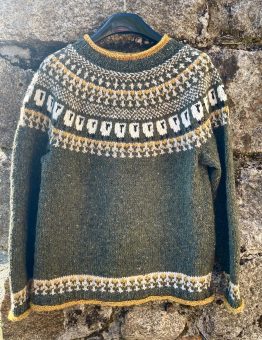 Green Sheep Lopapeysa Sweater