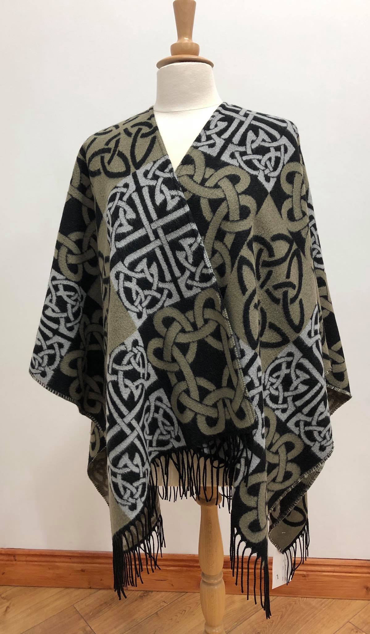 Celtic Shawl in Bronze and Silver