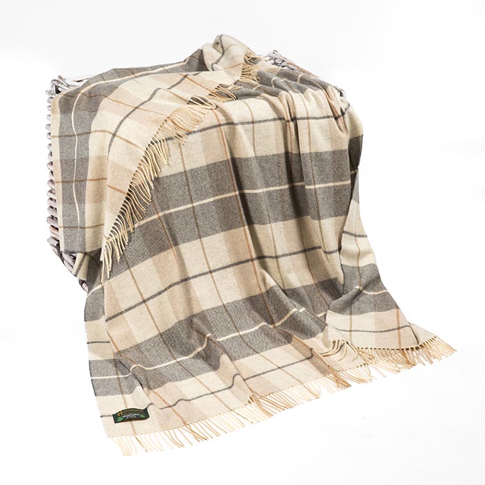 Lambswool Blanket in Brown Check