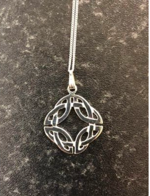 Large Interlace Pendant