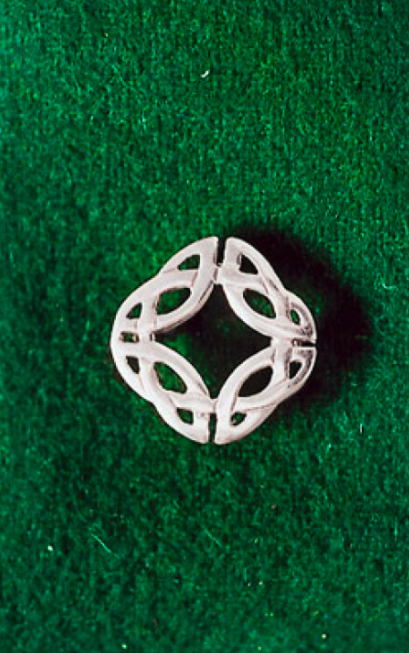 Silver Interlace Brooch