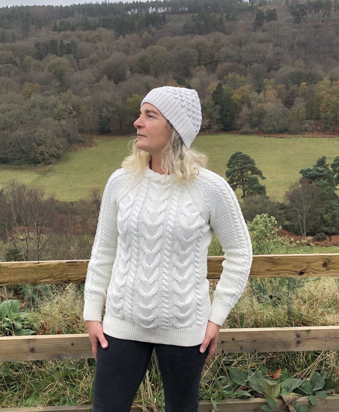 Lightweight Soft Ladies Knit in White