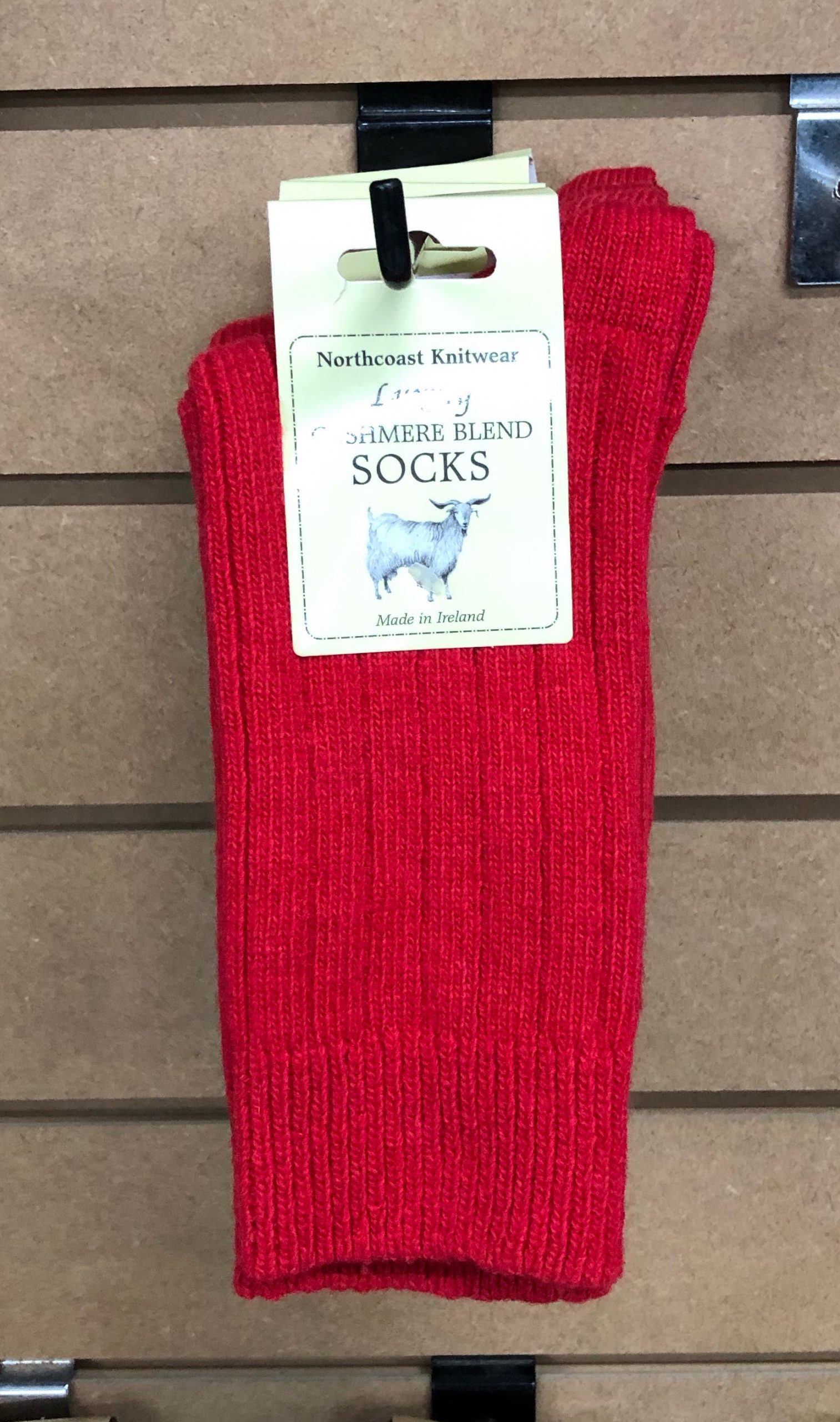 Cashmere and Wool Red Socks in Size 3-7