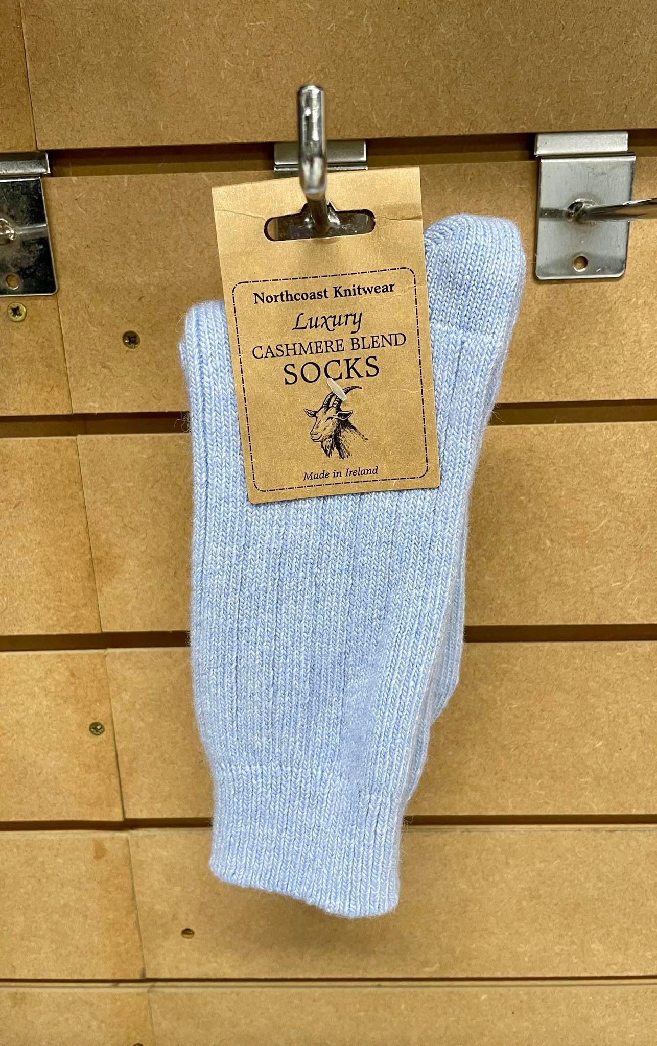 Cashmere and Wool Light Blue Socks in Size 3-7